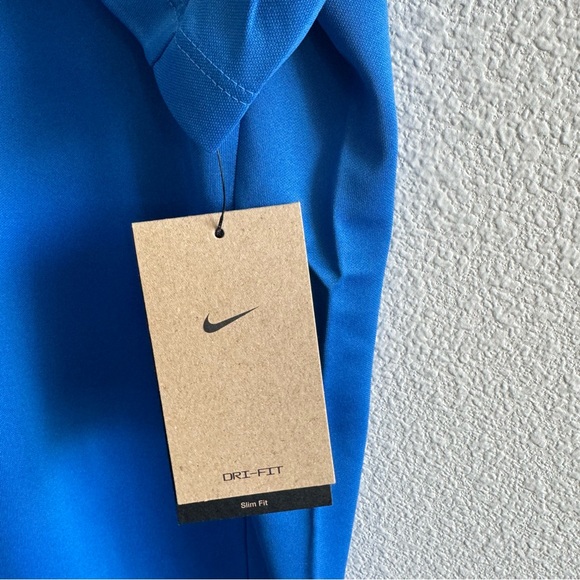 NWT Nike Blue Dri-Fit Slim Fit Football Soccer Jersey Short Sleeve White Collar - Picture 6 of 10